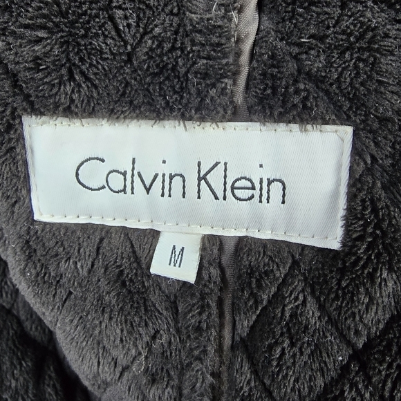 Calvin Klein, Quilted olive green jacket, size medium. - Picture 4 of 9